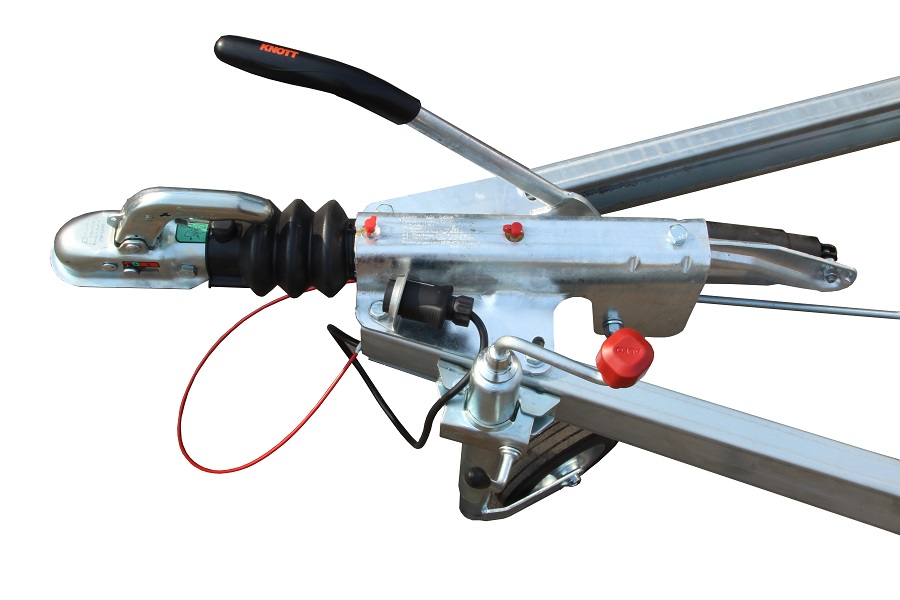 Přívěsný vozík Temared PRO BRAKE 2615C | 263 x 150 cm | 1300 kg