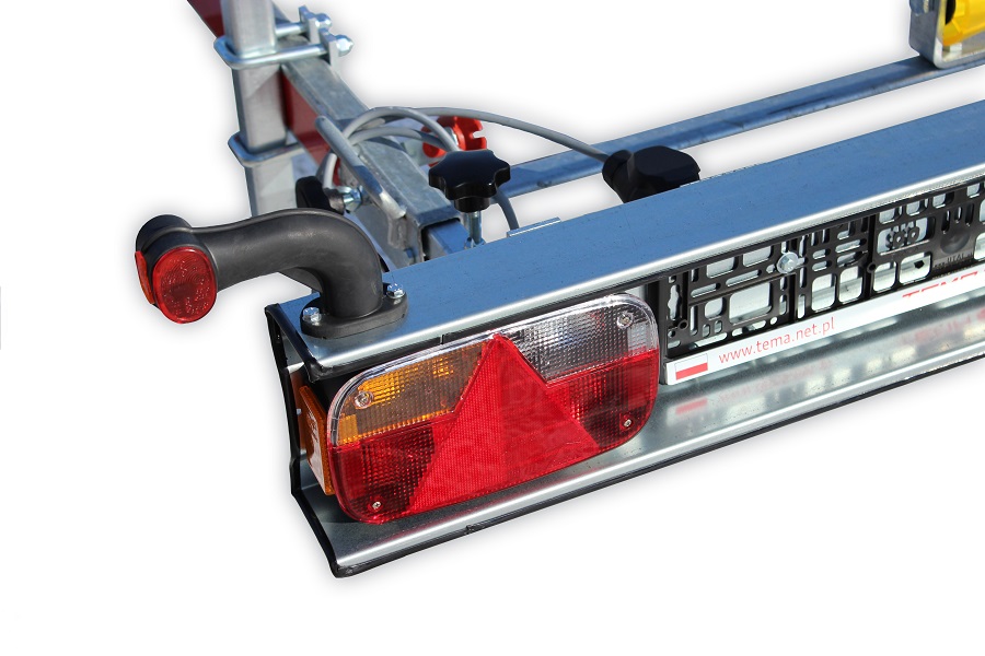 Lodní přívěs B18 (VZ)