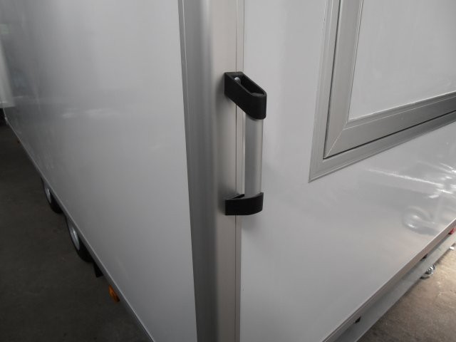 Prodejní stánek 360x203x230 cm - 1300 kg + zadní prodejní okno