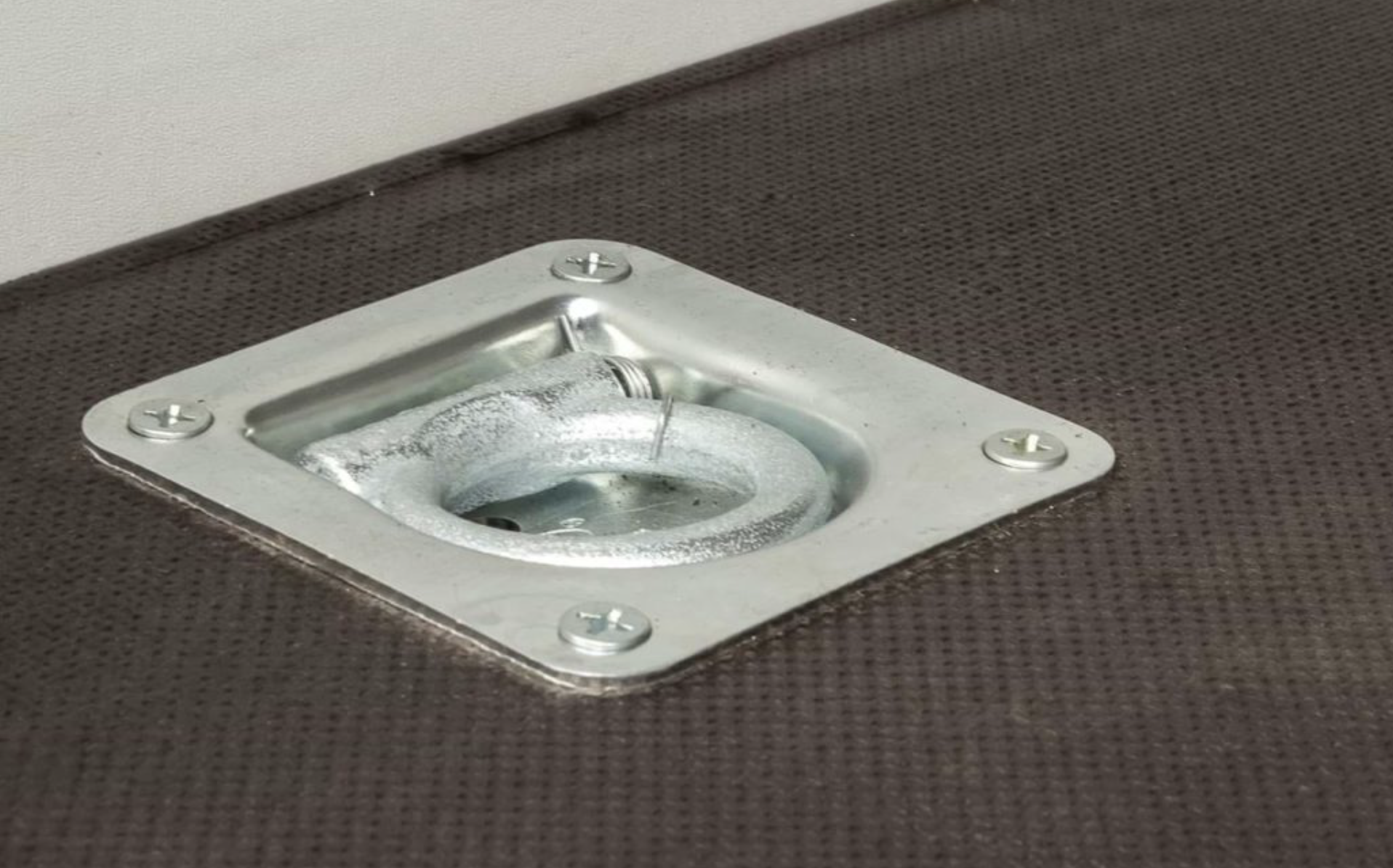 Skříňový přívěs Temared BOX 3015/2 | 300 x 147 x 180 cm | 2x750 kg