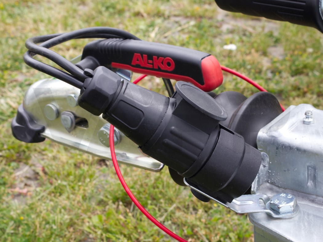 VAPP Držák zástrčky 7/13 pól. otočný