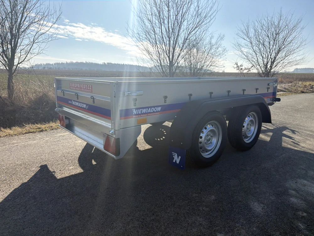 Přívěsný vozík Niewiadow | 260 x 138 x 35 cm