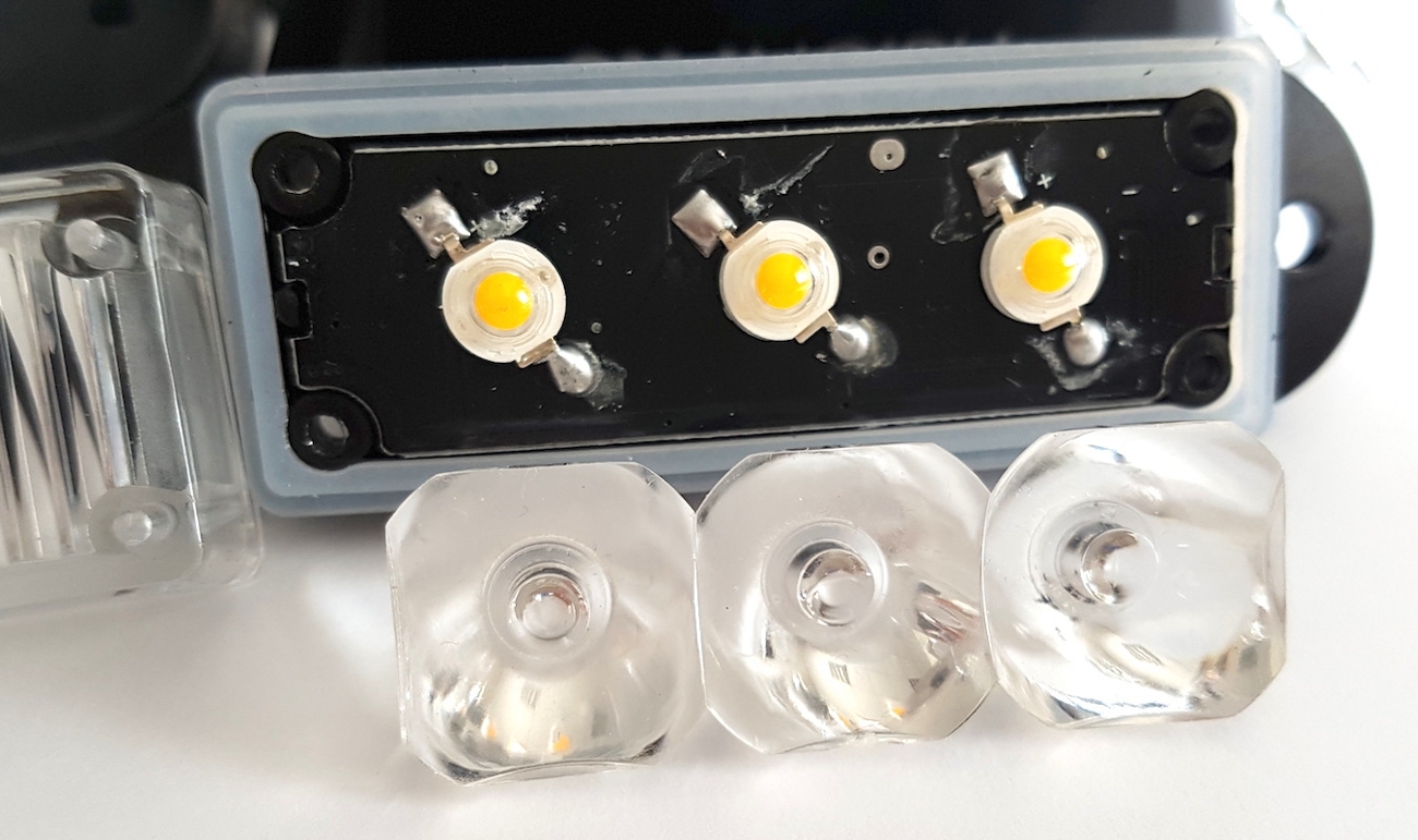 Výstražná záblesková svítilna VISIONPRO, 3x LED, oranžová - NOVINKA