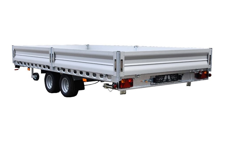 WIOLA Multitrailer 3500 KG 4100 X 2100 podlaha z překližky integrované nájezdy 