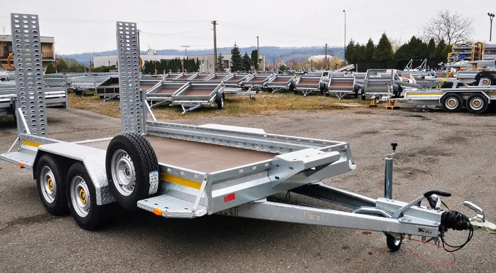 Přepravník stavebních strojů WARK 3500 KG 372x182 3 NÁPRAVY