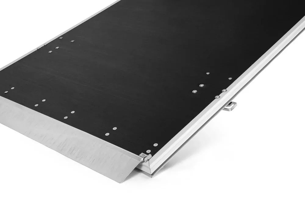 Skříňový přívěs Brenderup CD300TBR | 300 × 155 × 185 cm | 2500 kg