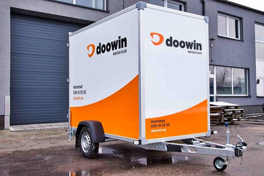 WIOLA skříňový 297x150x165 1350 kg